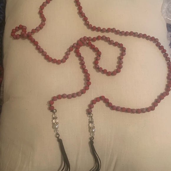 Plunder jewelry necklace and earring set - Picture 3 of 5